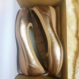 rose gold dansko